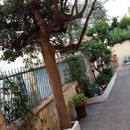 ローマCasa Dianaアパートメント エクステリア 写真